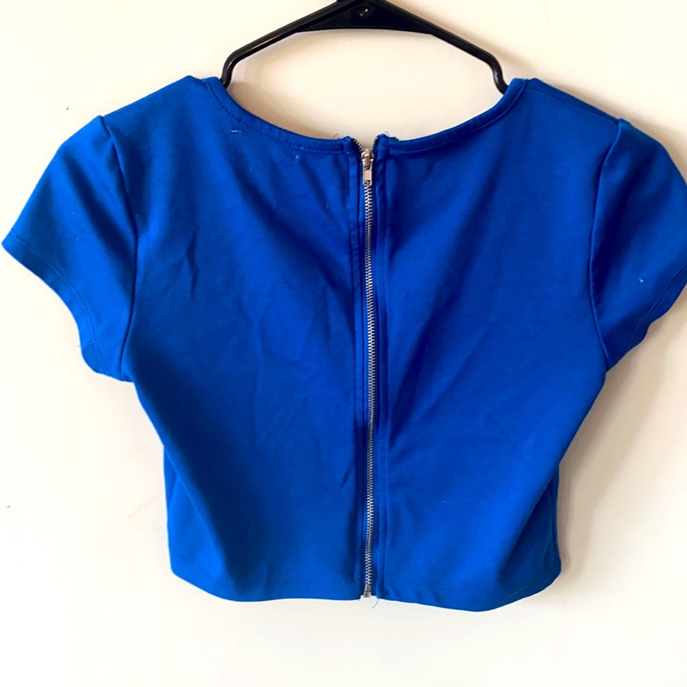 Ambiance Apparel Blue Short Sleeved Crop Top